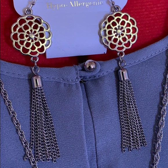 Charming Charlie Necklace and Earrings Set - Picture 7 of 8